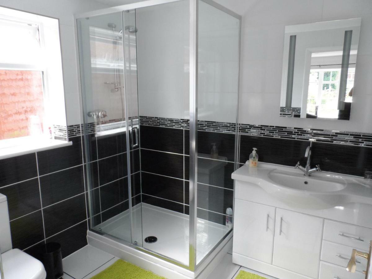 Mayfields Guest House Wokingham Esterno foto